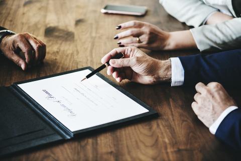 La traducción de los contratos de cuentas en participación La traducción jurídica de los contratos de cuentas en participación