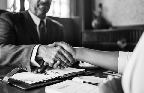 Los contratos de seguros y su traducción